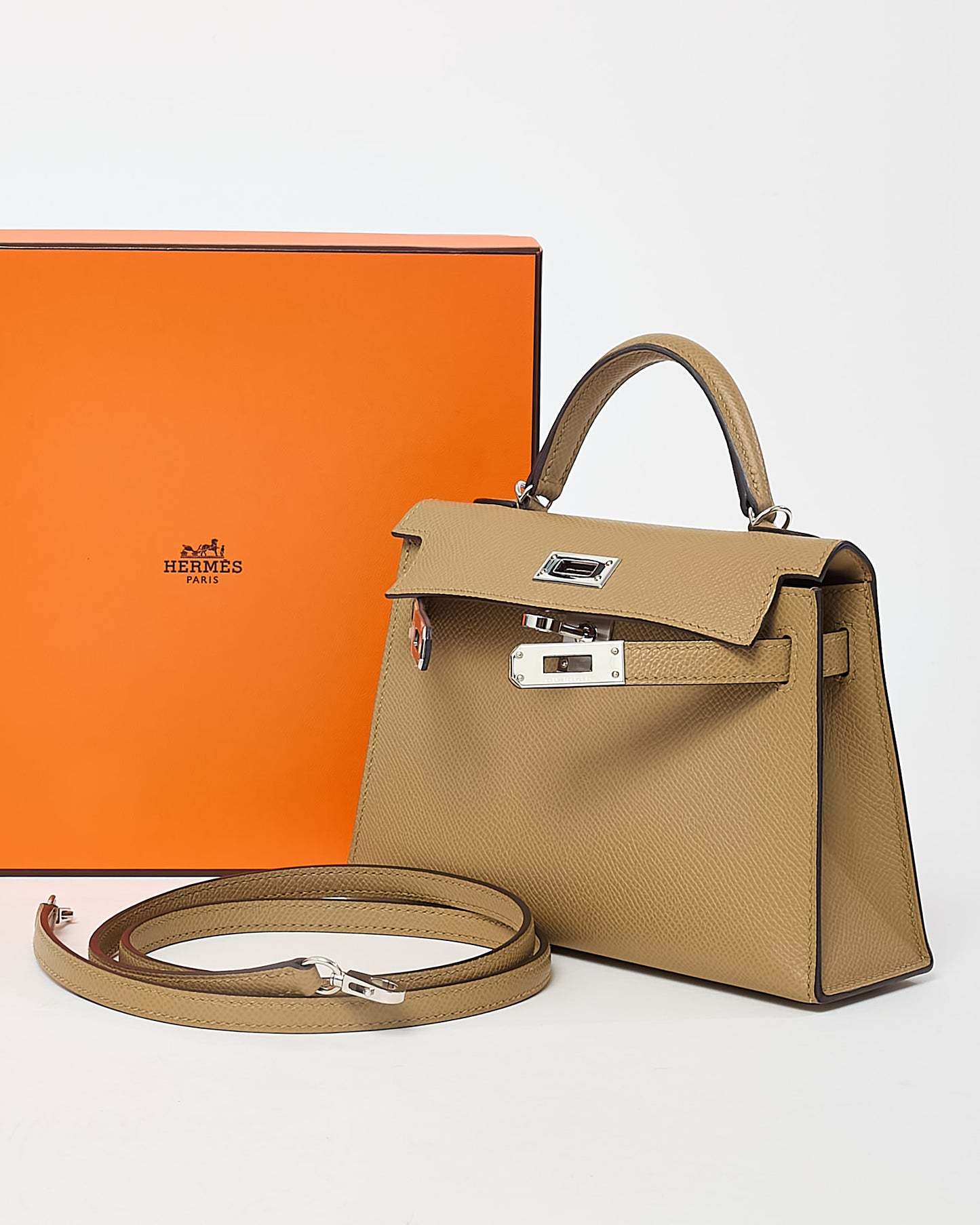 Hermès Poussiere Epsom Leather Mini Kelly II Sellier Handbag PHW