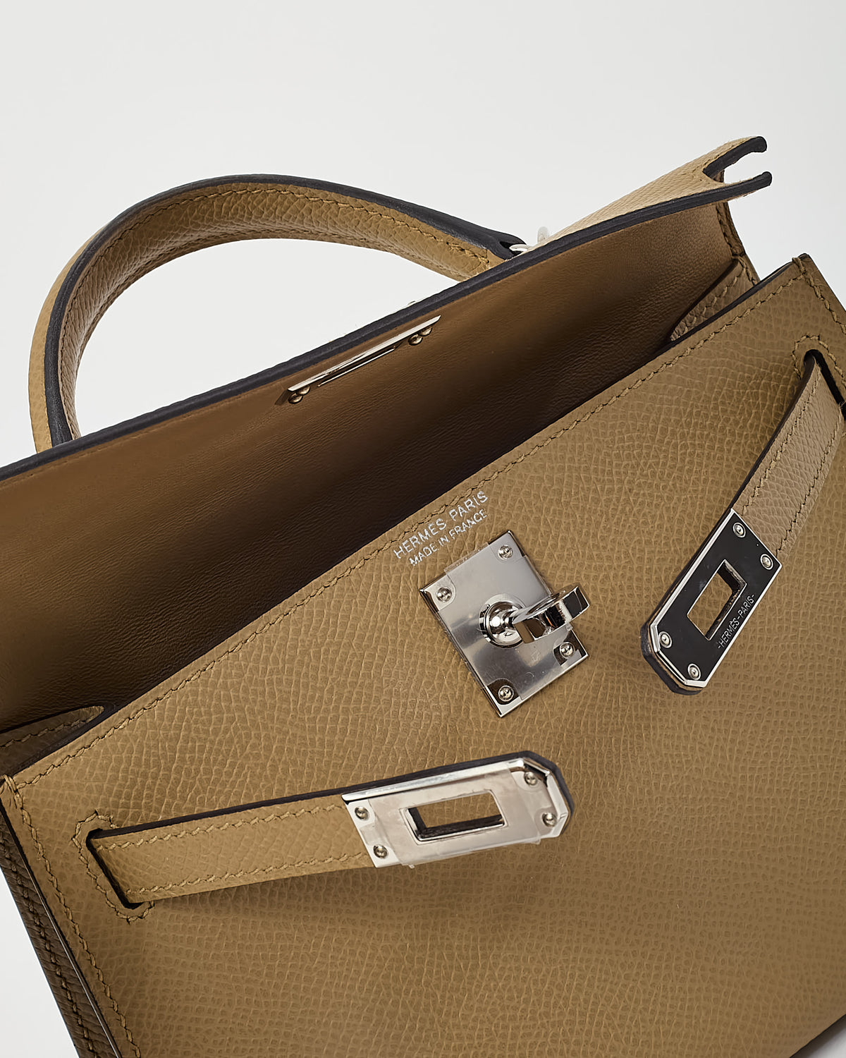 Hermès Poussiere Epsom Leather Mini Kelly II Sellier Handbag PHW
