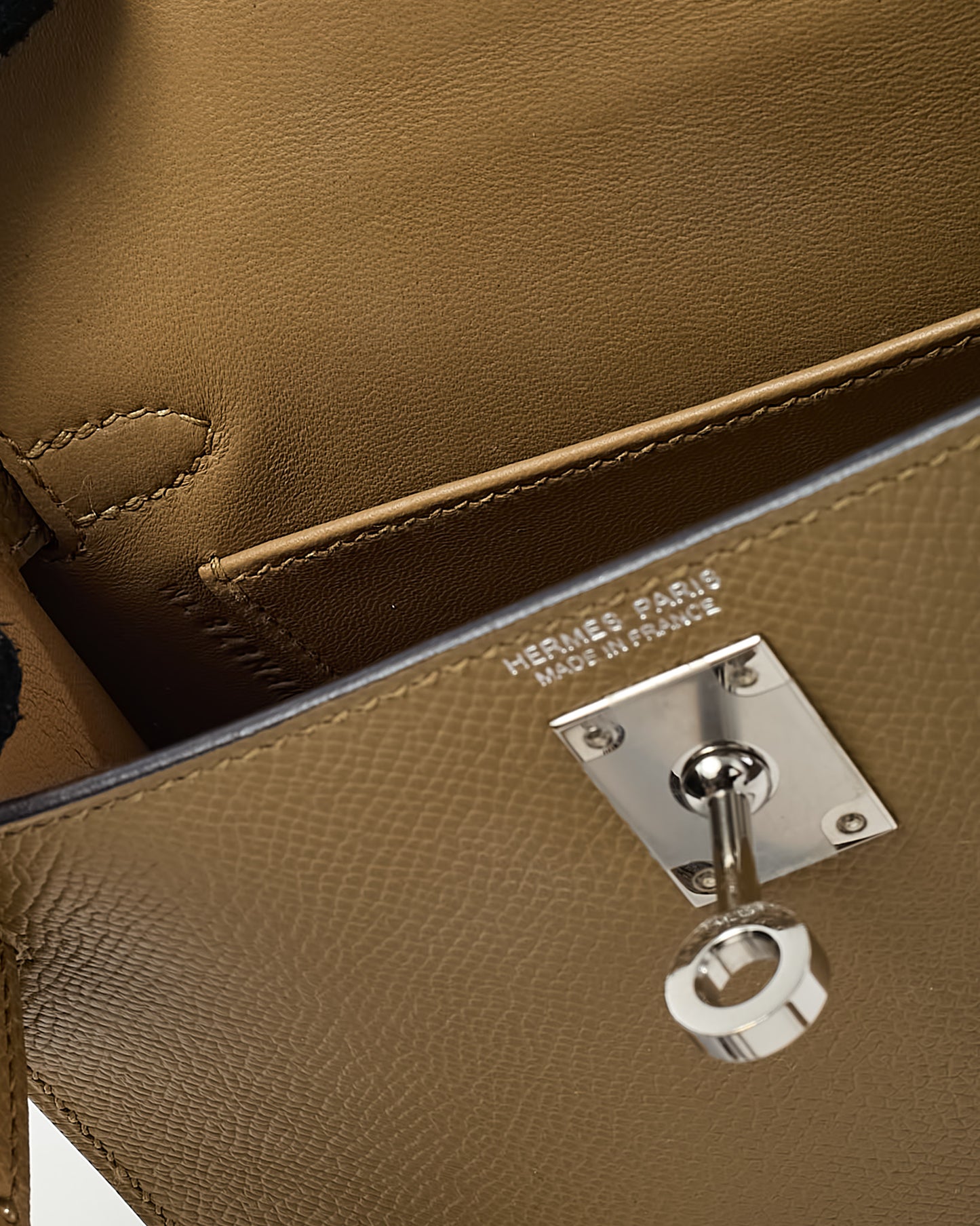 Hermès Poussiere Epsom Leather Mini Kelly II Sellier Handbag PHW