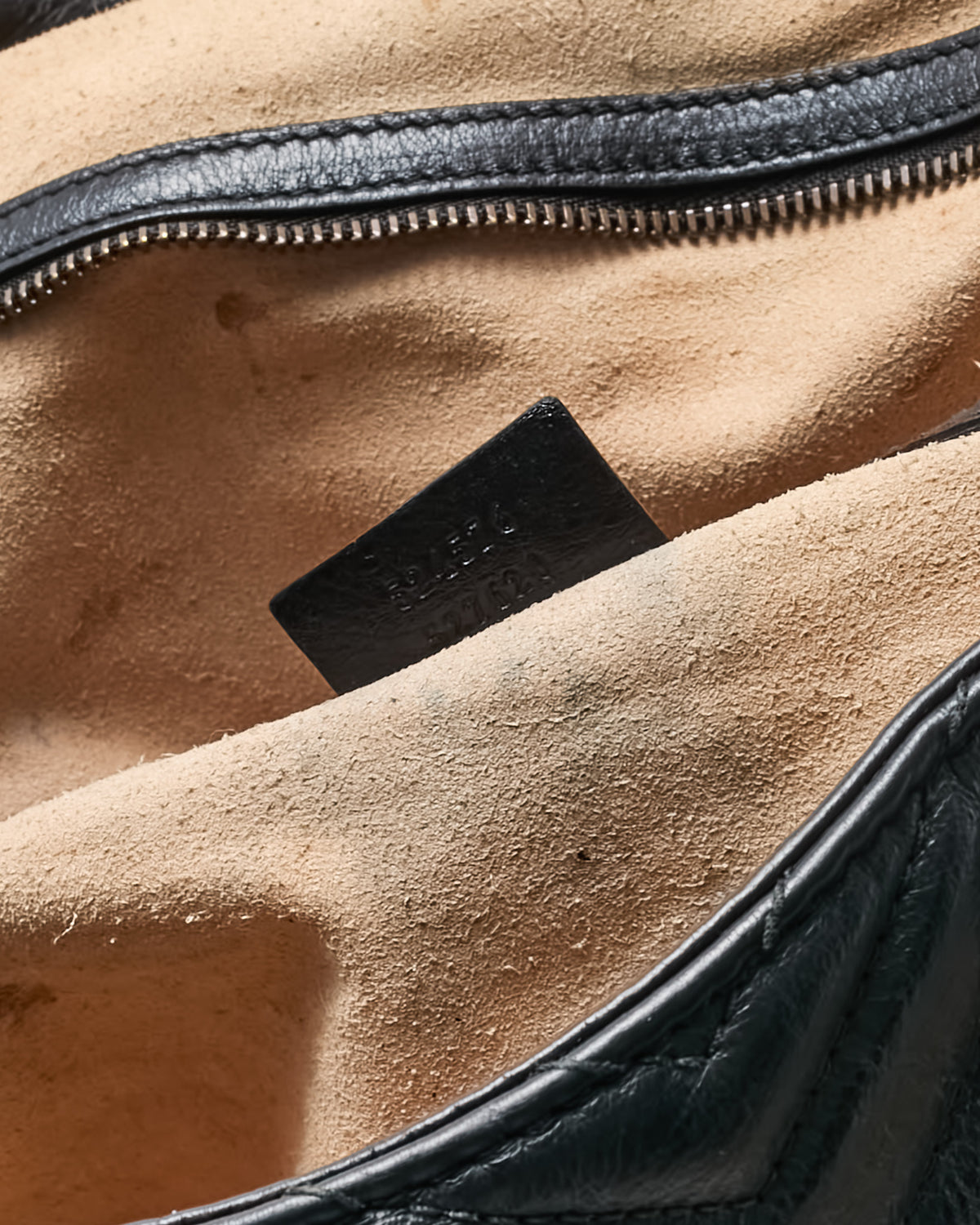Gucci Black Matelassé Leather GG Marmont Large Slim Tote Bag