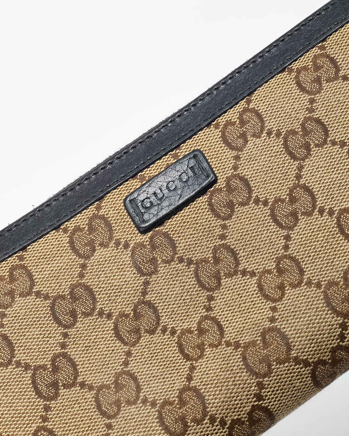 Gucci Black Leather Trim and Beige/Brown GG Monogram Canvas Zippy Wallet