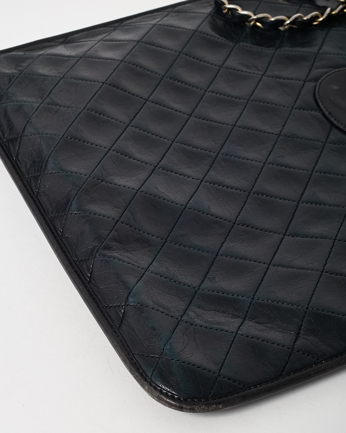 Chanel Vintage Black Quilted Lambskin Leather CC Logo Chain Shoulder Bag
