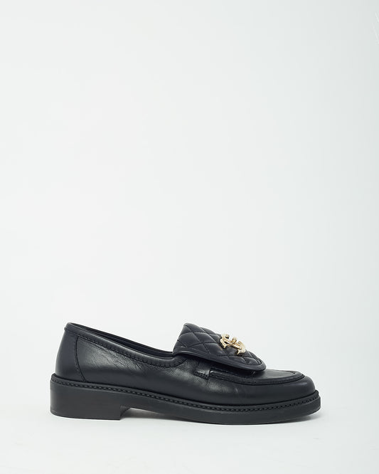 Chanel Black Leather Quilted Turnlock CC Logo Loafers - 35.5