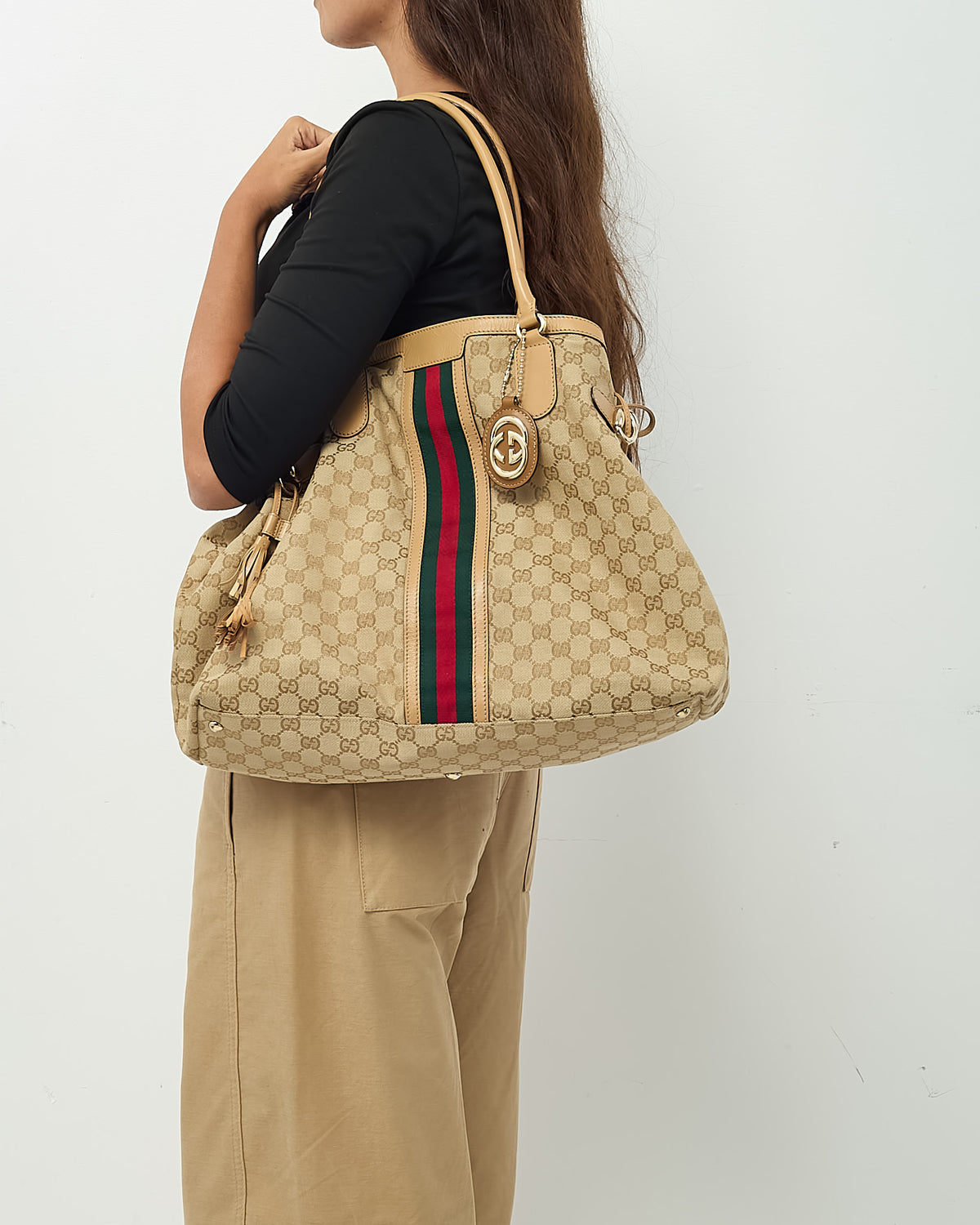 Gucci Beige Leather and Beige/Ebony GG Canvas Vintage Web Tassel Tote Bag