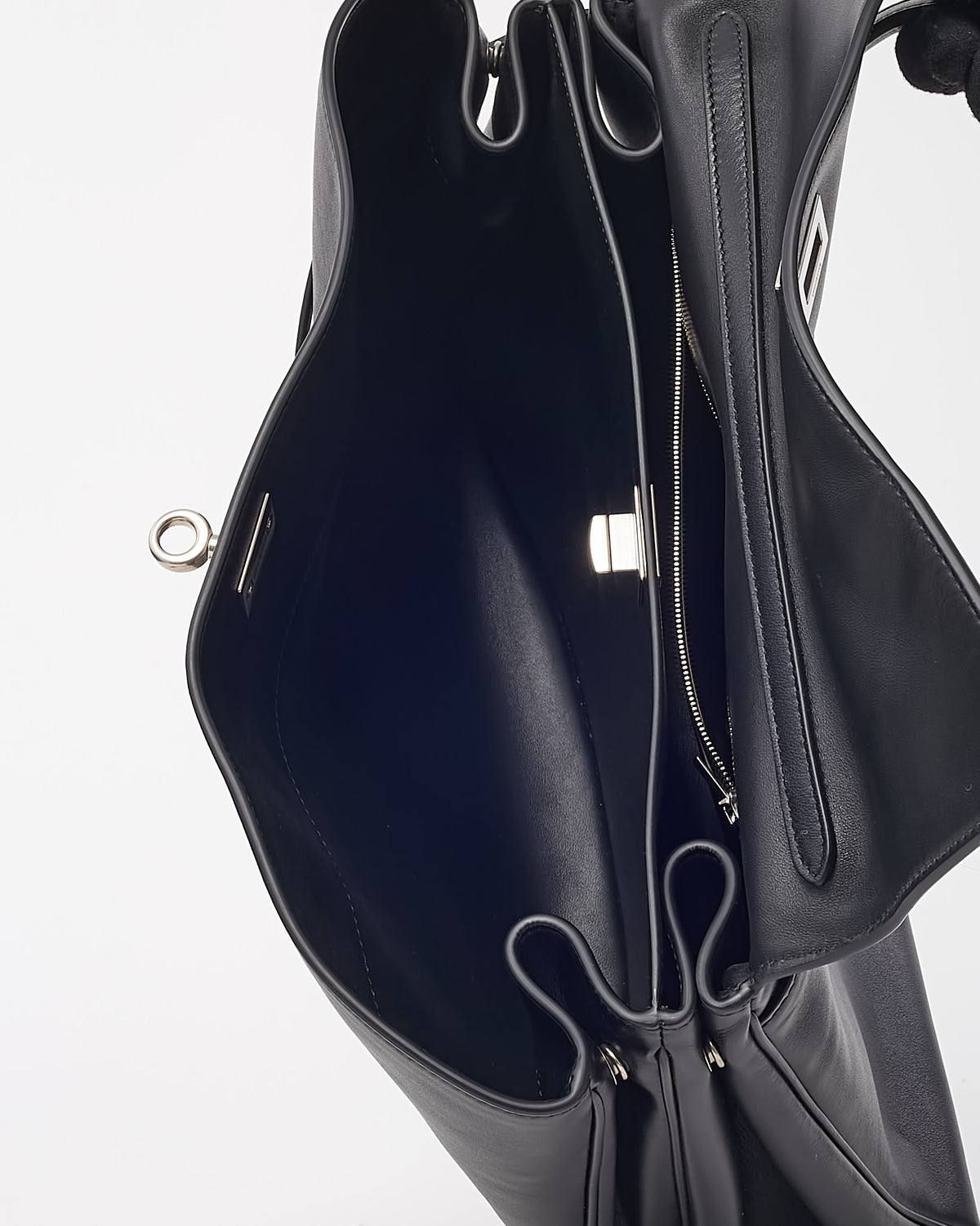 Balenciaga Black Smooth Leather Medium Rodeo Handbag