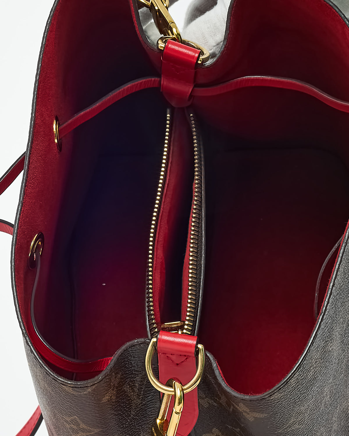 Louis Vuitton Monogram Canvas and Red NéoNoé MM Bucket Bag