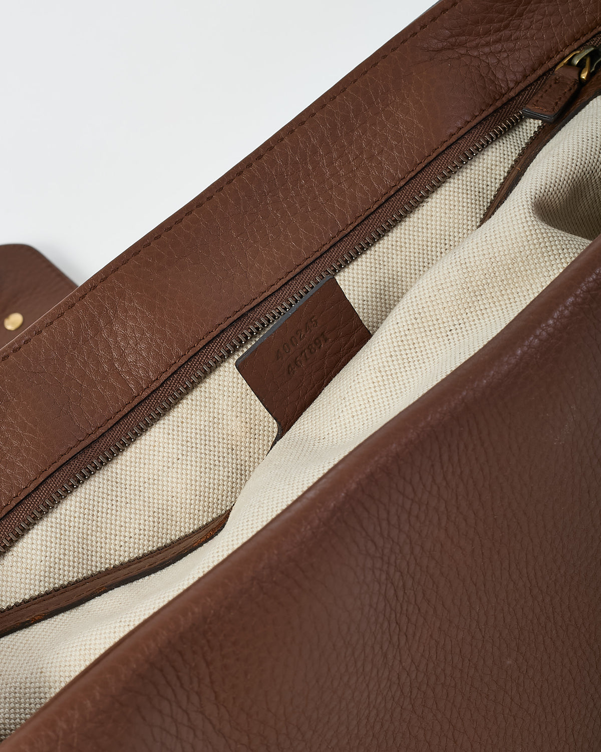 Gucci Brown Pebbled Leather GG Marmont Large Messenger Shoulder Bag