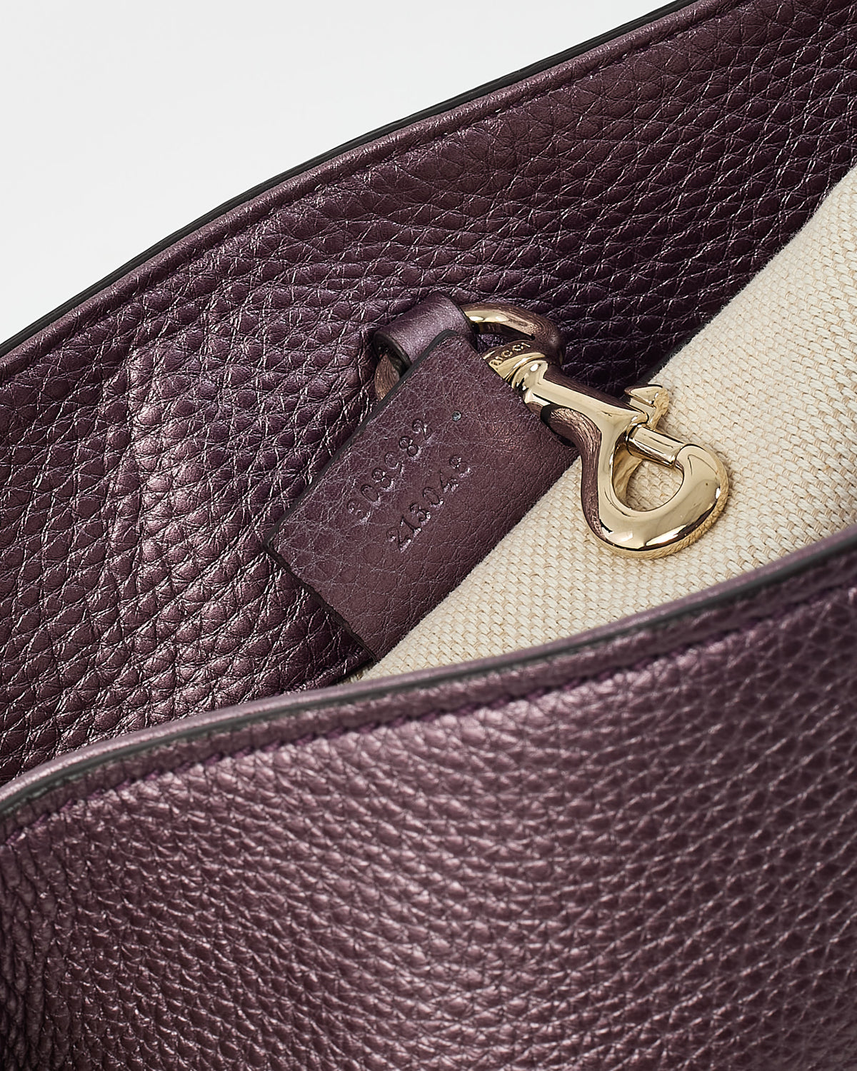 Gucci Metallic Purple Pebbled Leather GG Soho Chain Shoulder Bag