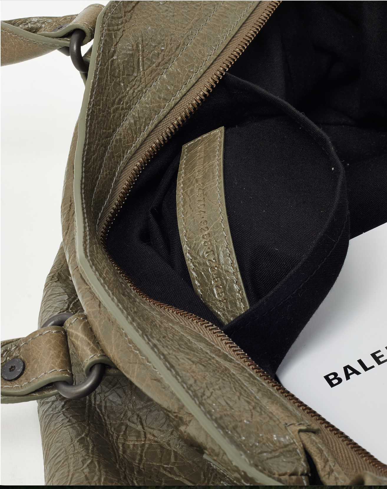 Sac Balenciaga Classic Mini City en cuir gris métallisé