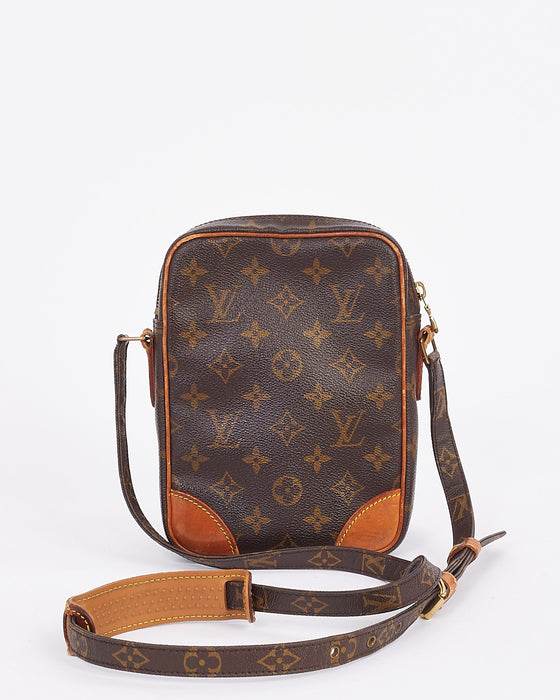 Louis Vuitton Monogram Canvas Amazone 22 Crossbody Bag