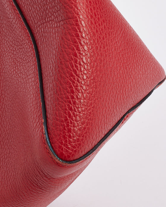 Gucci Red Grained Leather Swing Shoulder Bag