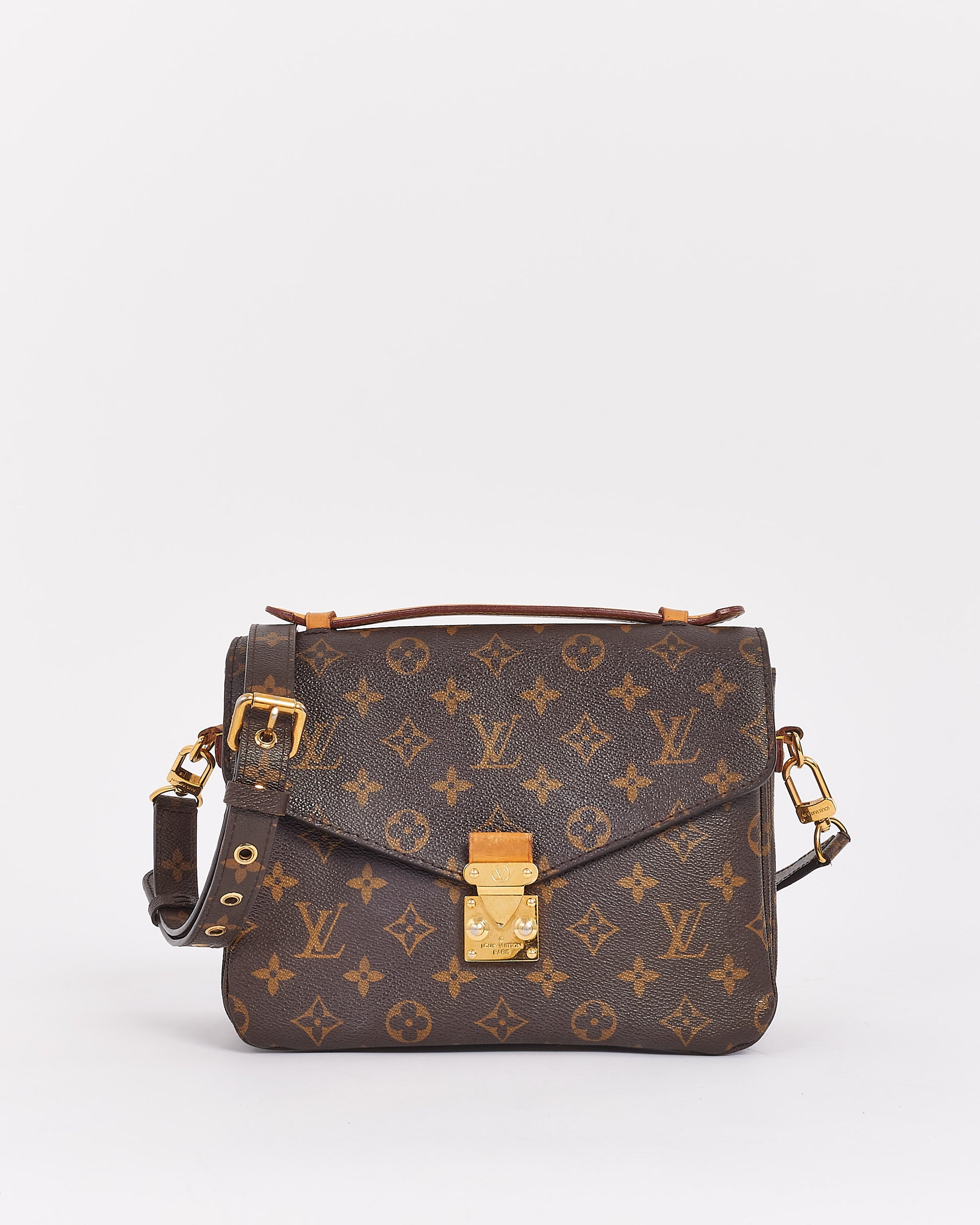 Explore a Louis Vuitton Monogram Canvas Pochette Metis Bag