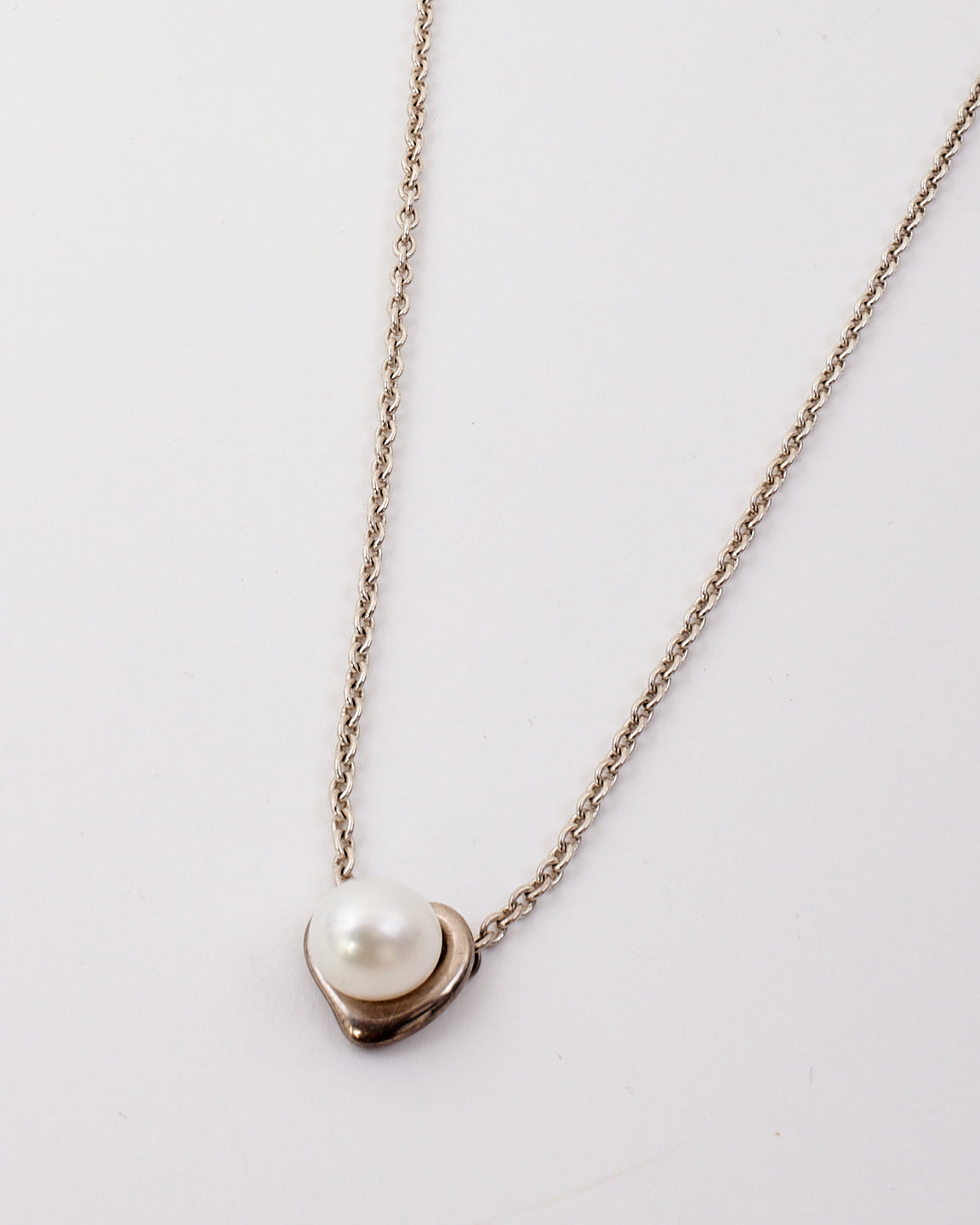 Tiffany & Co. Silver & Pearl Open Heart Lariat Elsa Peretti Necklace