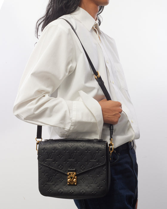 Louis Vuitton Beige Empreinte Monogram Pochette Metis Bag – RETYCHE