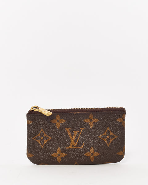 Louis Vuitton Monogram Canvas Key Pouch – RETYCHE