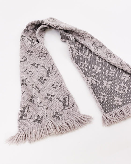 Louis Vuitton Grey Wool Oversized Monogram Scarf