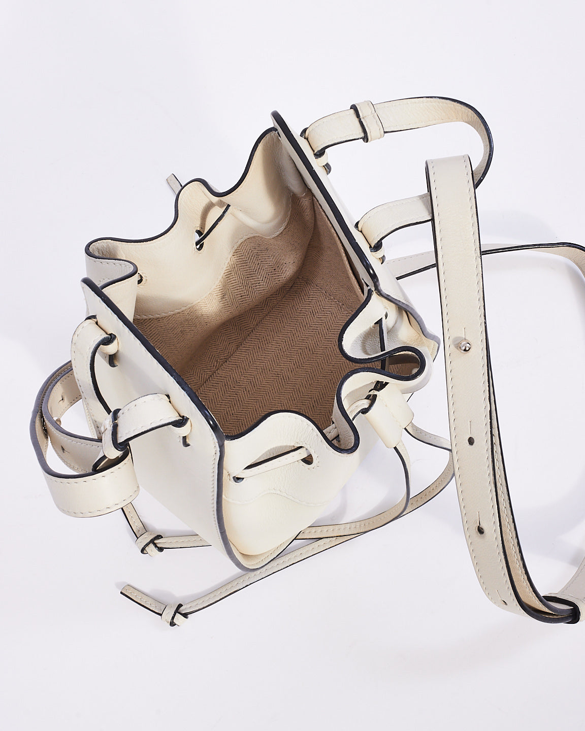 Loewe Mini sac hamac en cuir blanc