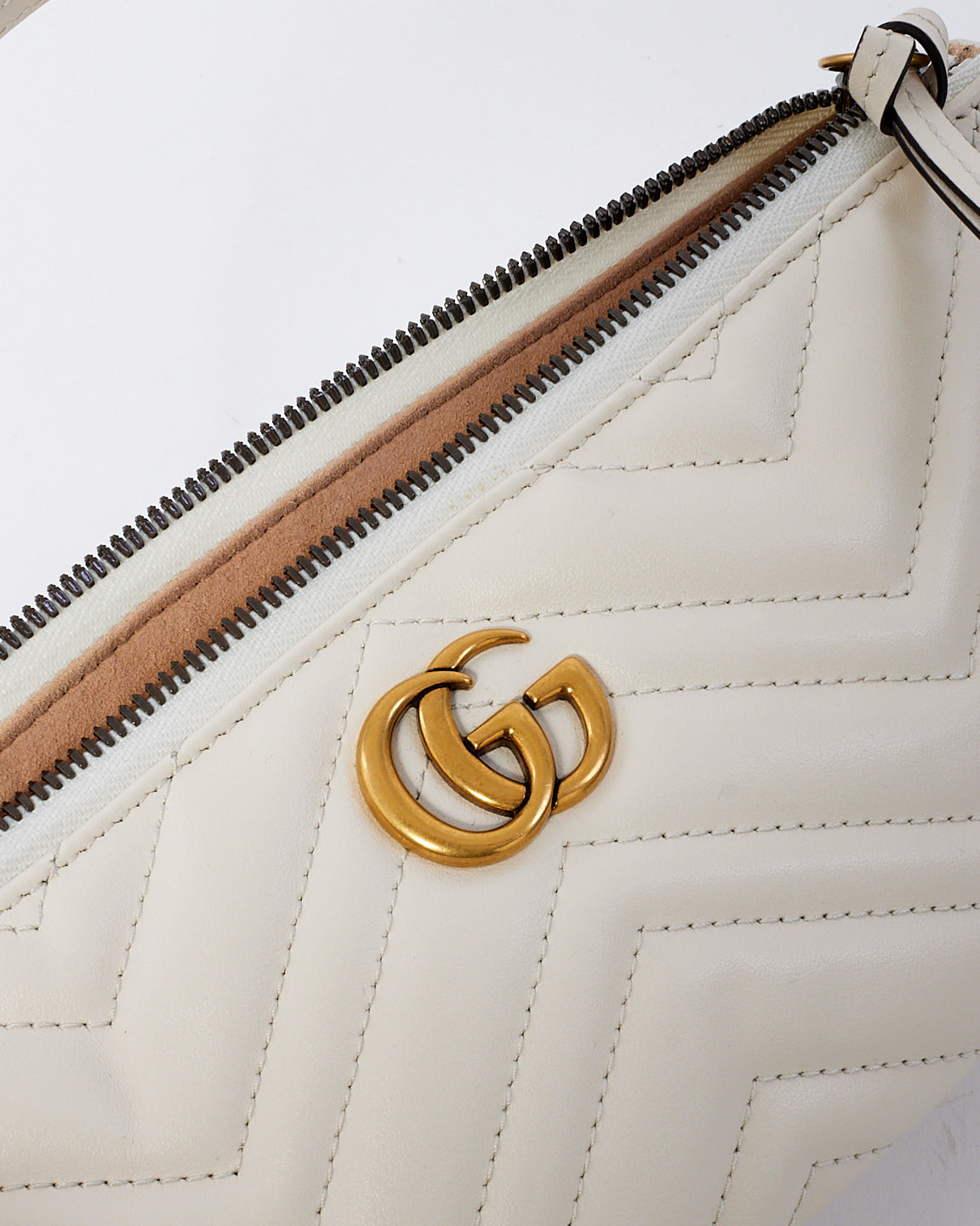 Gucci White Matelassé Leather GG Marmont Shoulder Bag