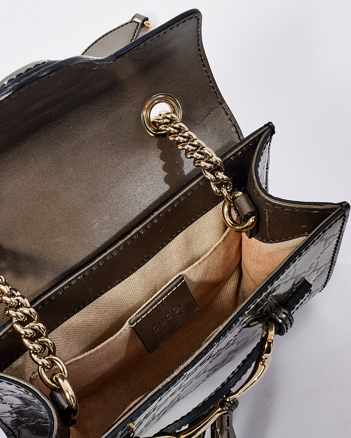 Sac à bandoulière Emily Guccissima en cuir brillant Gunmetal Gucci