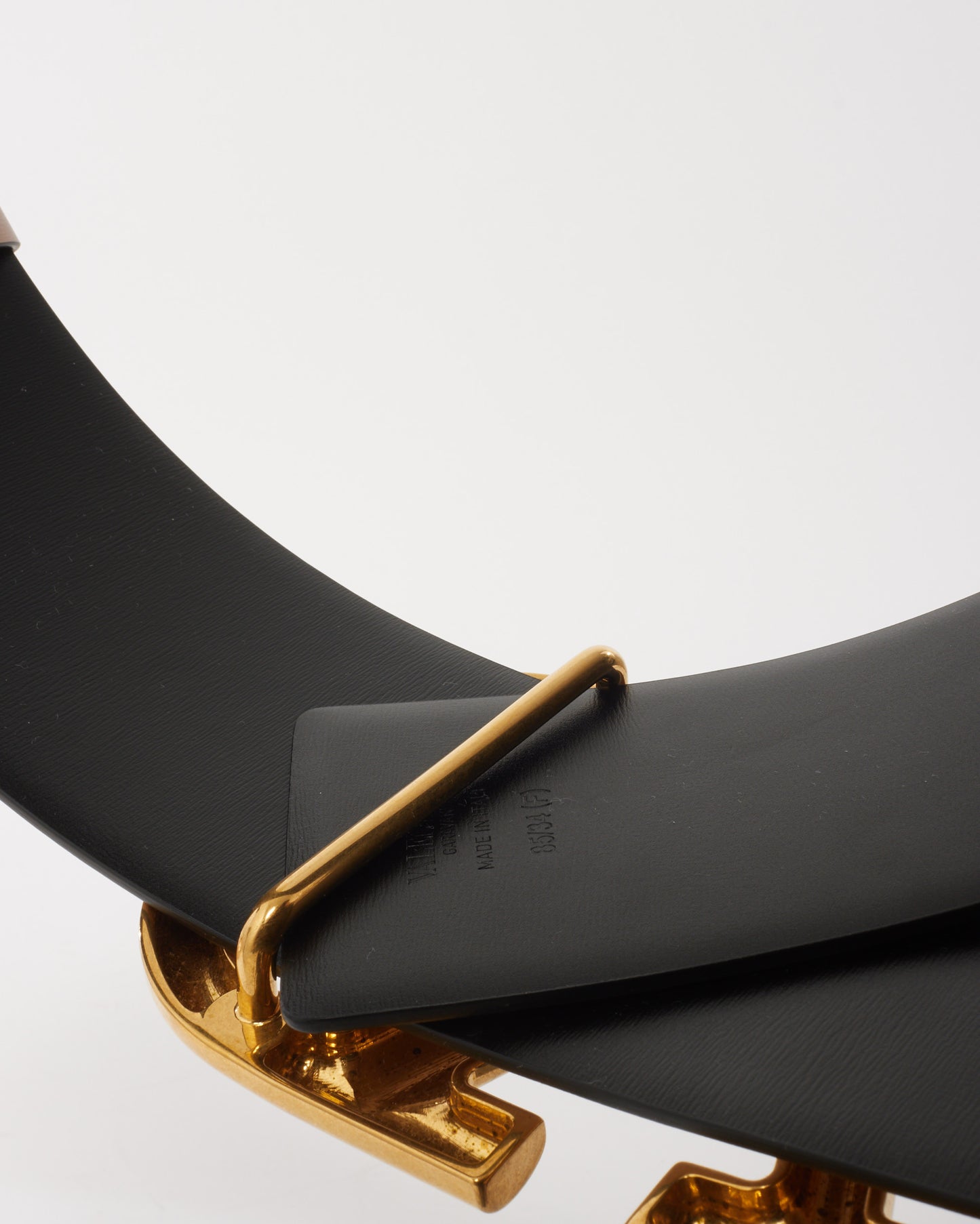 Valentino Beige/Black Reversible V Logo Signature Belt 70MM - 85