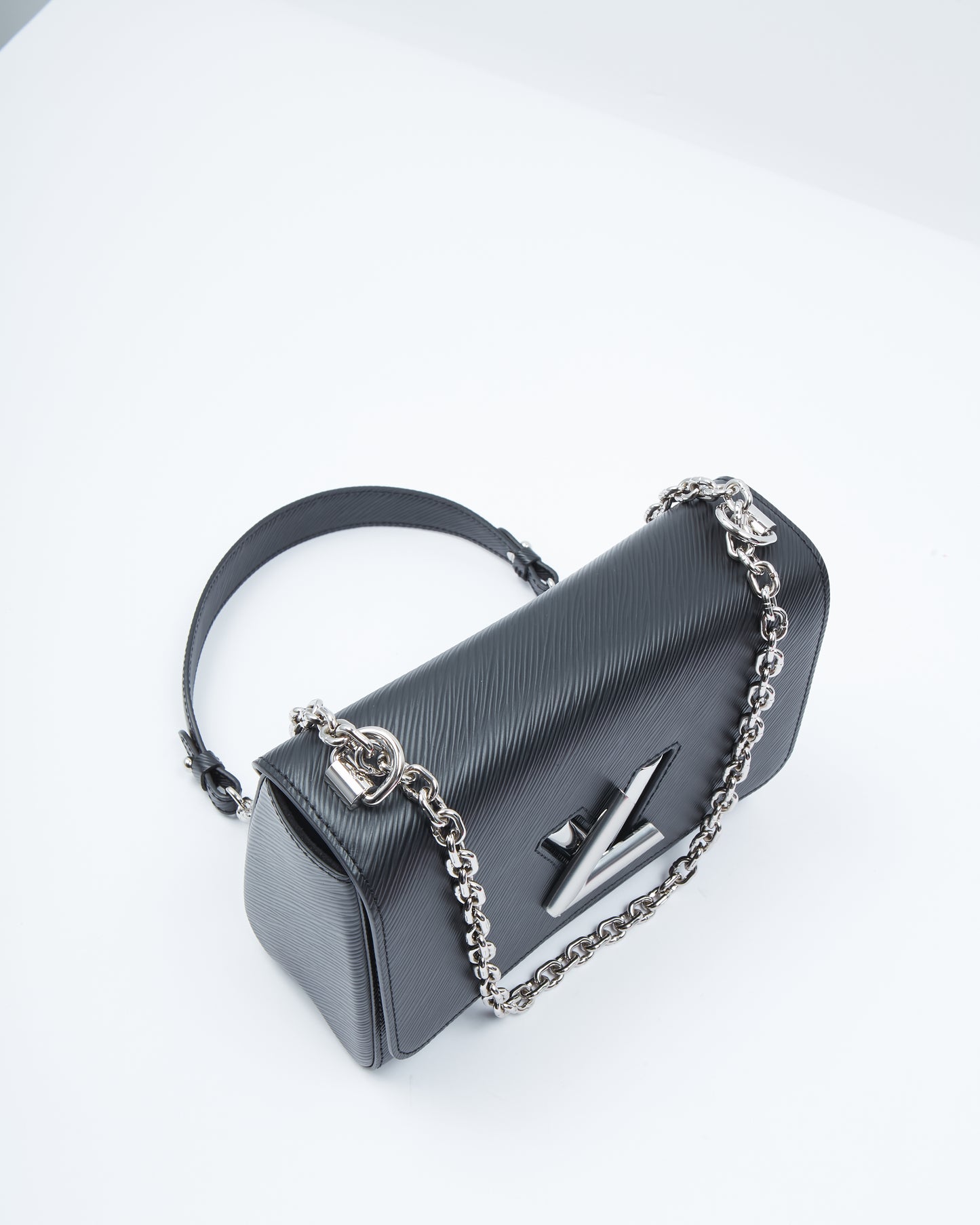 Louis Vuitton Black Epi Leather Twist Flap MM Bag