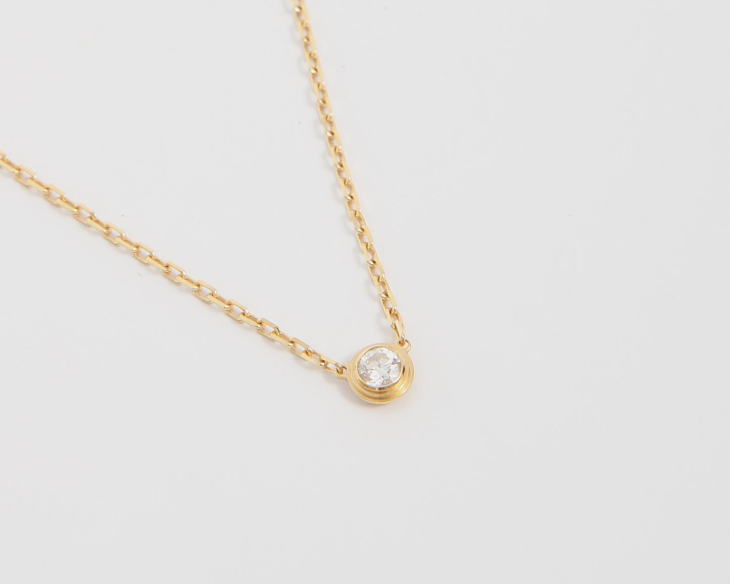 Cartier Gold 18K Diamant Lègers Diamond 0.11 Carat Necklace