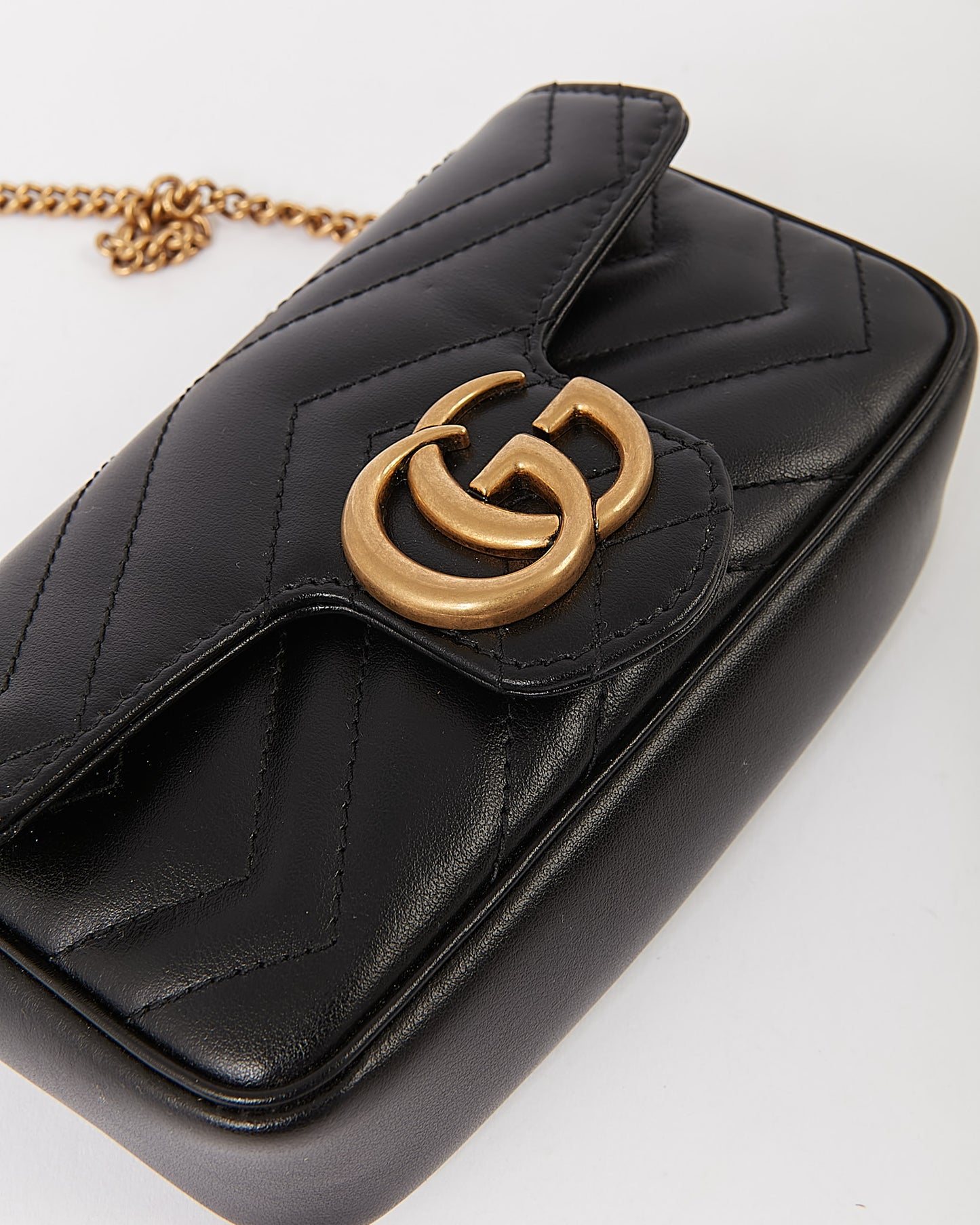 Mini sac à chaîne Gucci Black Chevron Matelasse GG Marmont
