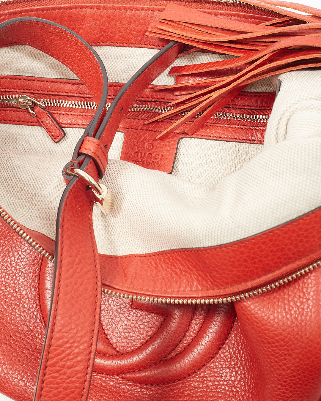 Gucci Red Pebbled Leather Soho Messenger Crossbody Bag