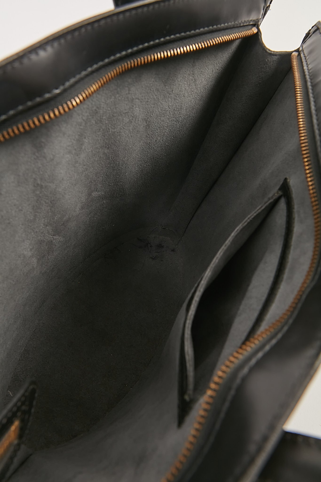 Louis Vuitton Sac cabas St-Jacques en cuir épi noir