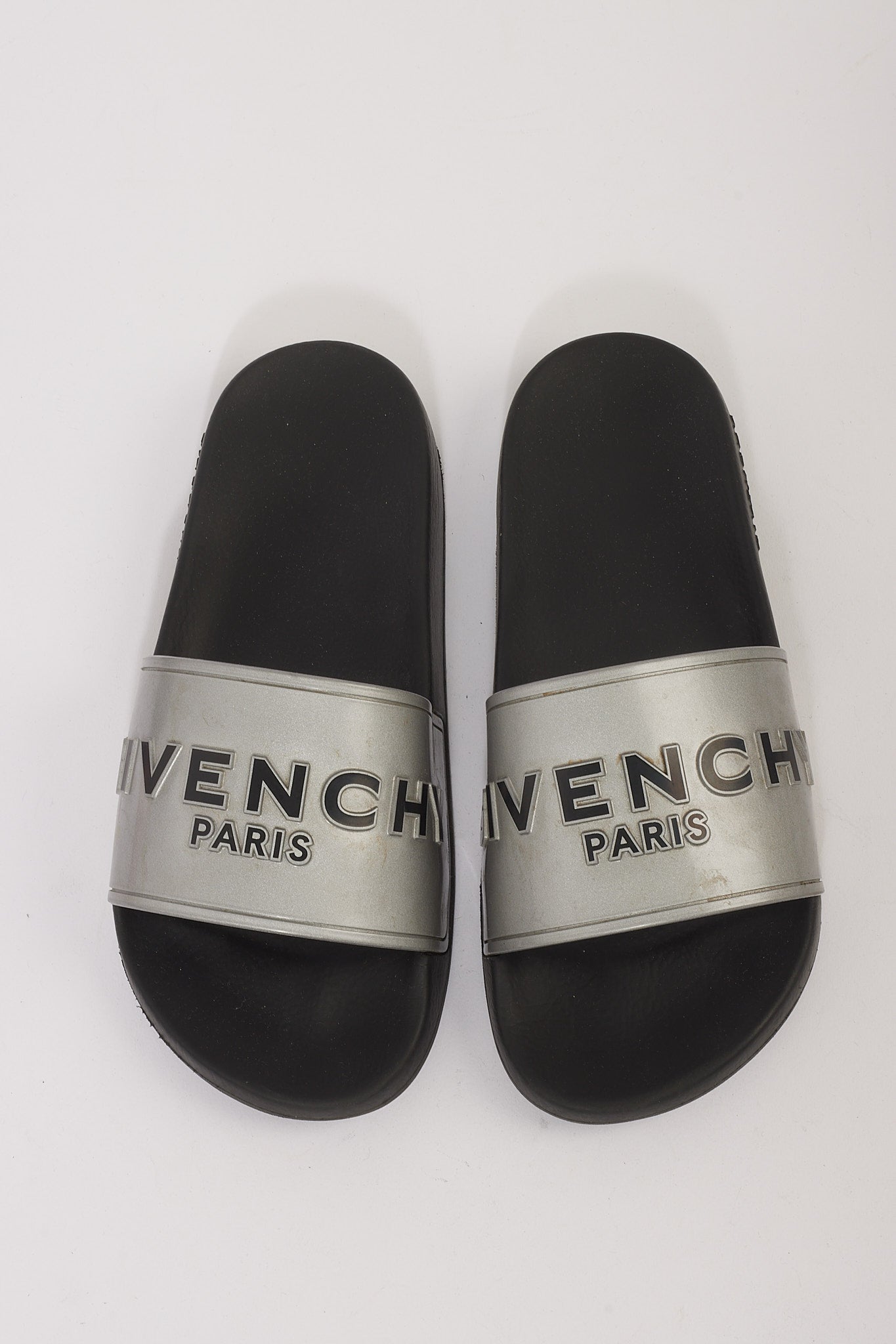Claquettes de piscine à logo métallisé argenté Givenchy - 39