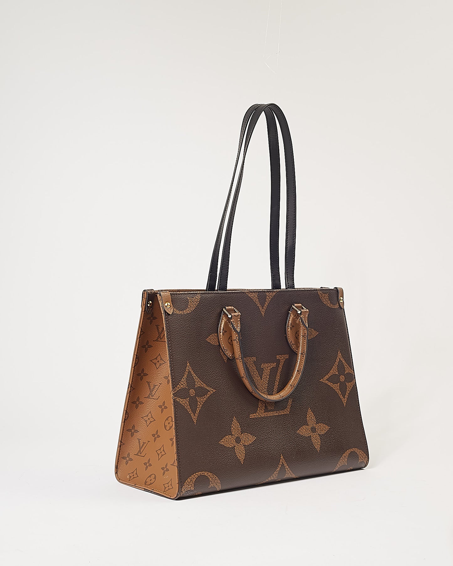 Louis Vuitton Reverse Monogram Giant Onthego MM