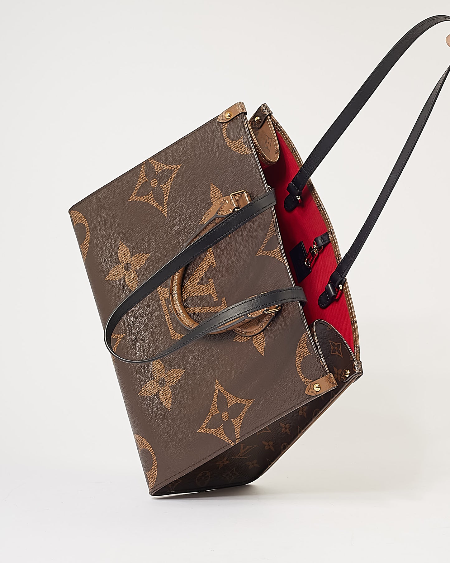 Louis Vuitton Reverse Monogram Giant Onthego MM