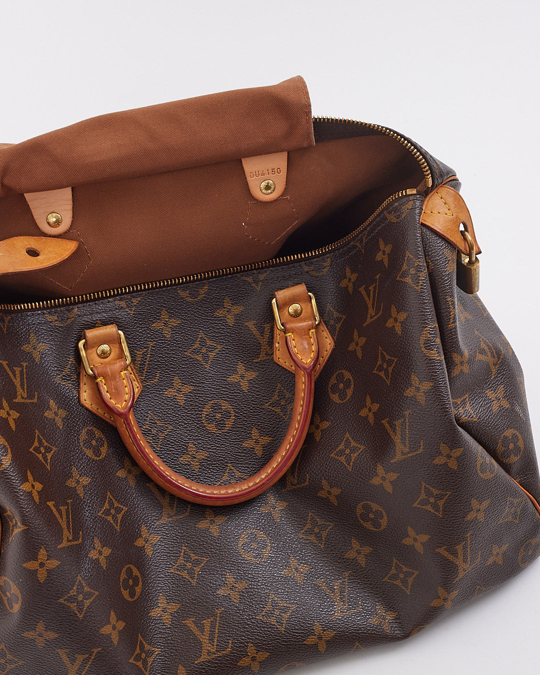 Louis Vuitton Toile Monogram Speedy 35