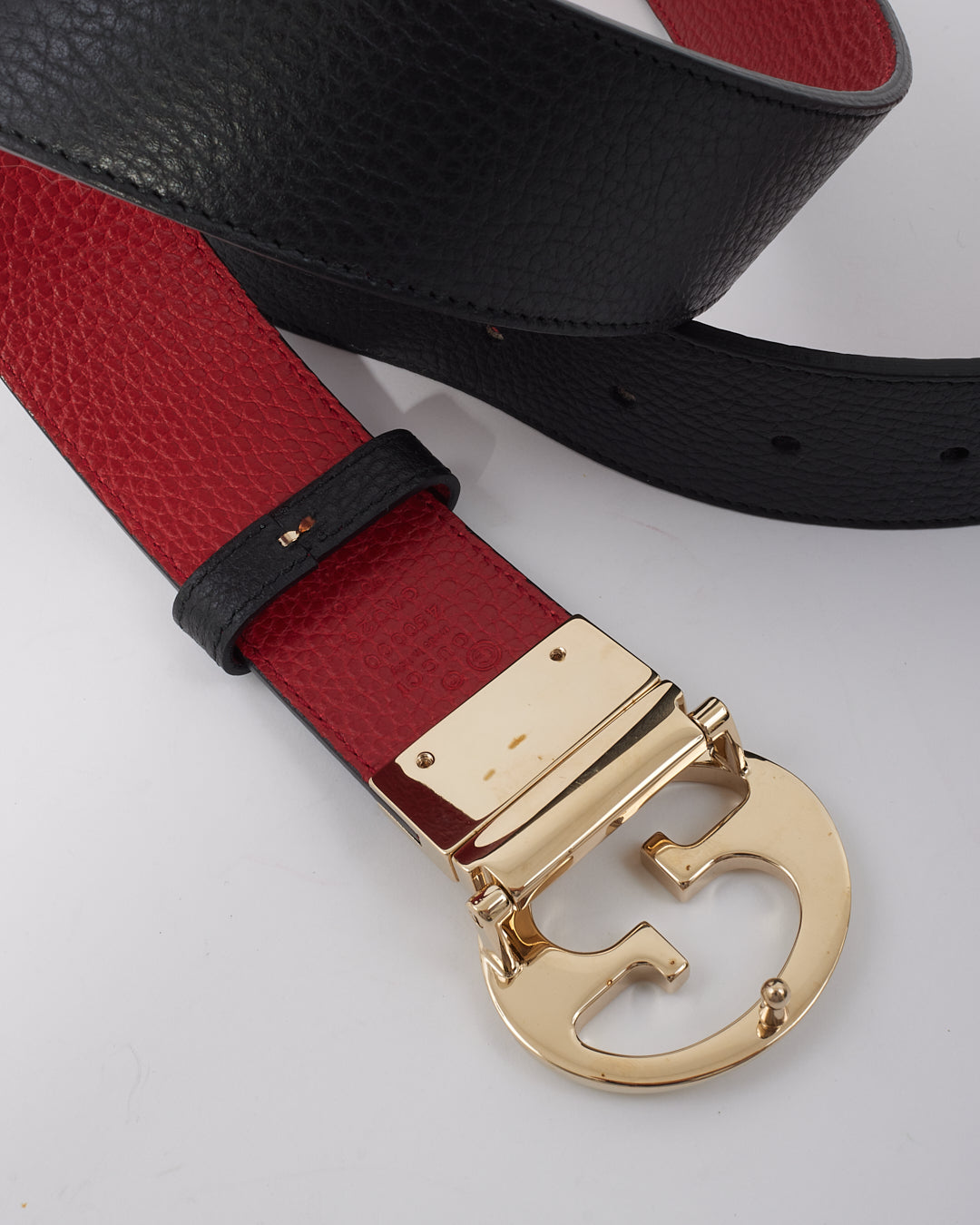 Gucci Black/Red  Leather with Gold GG buckle Reversible Belt- 90/36