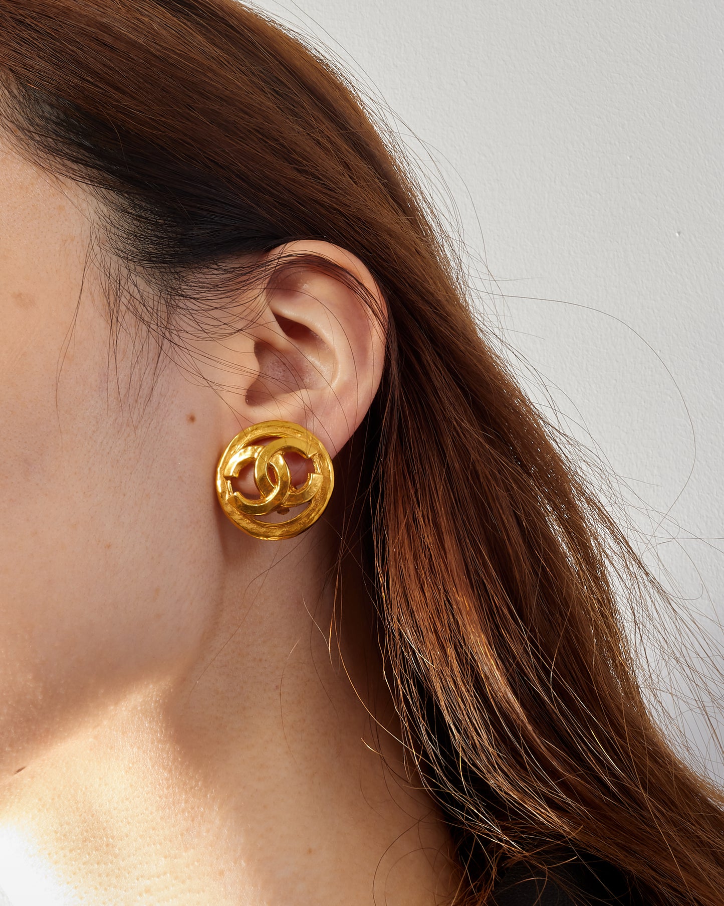Chanel Vintage Gold CC Clip On Earrings