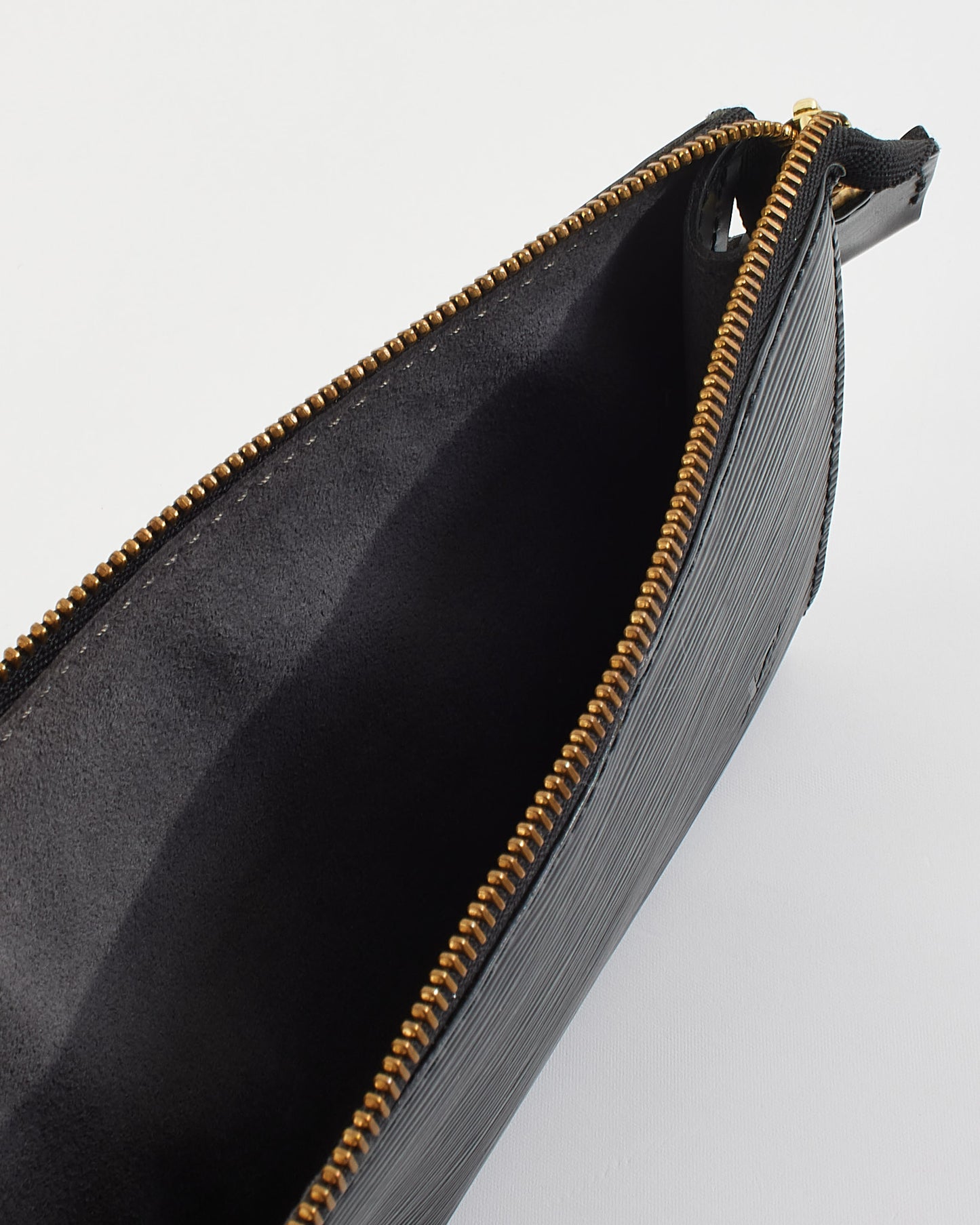 Louis Vuitton Black Epi Leather Pochette Shoulder Bag