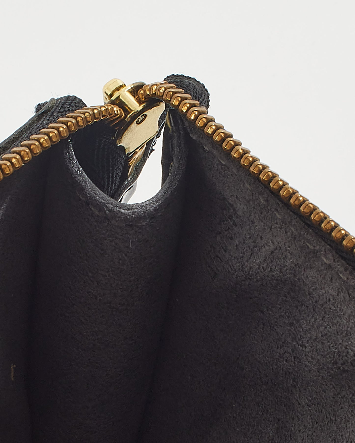 Louis Vuitton Black Epi Leather Pochette Shoulder Bag