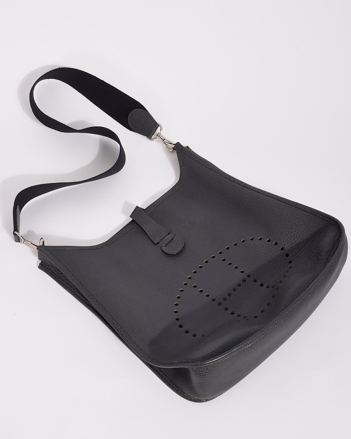 Hermès Dark Grey (Graphite) Clemence Leather Evelyne I GM Crossbody Bag