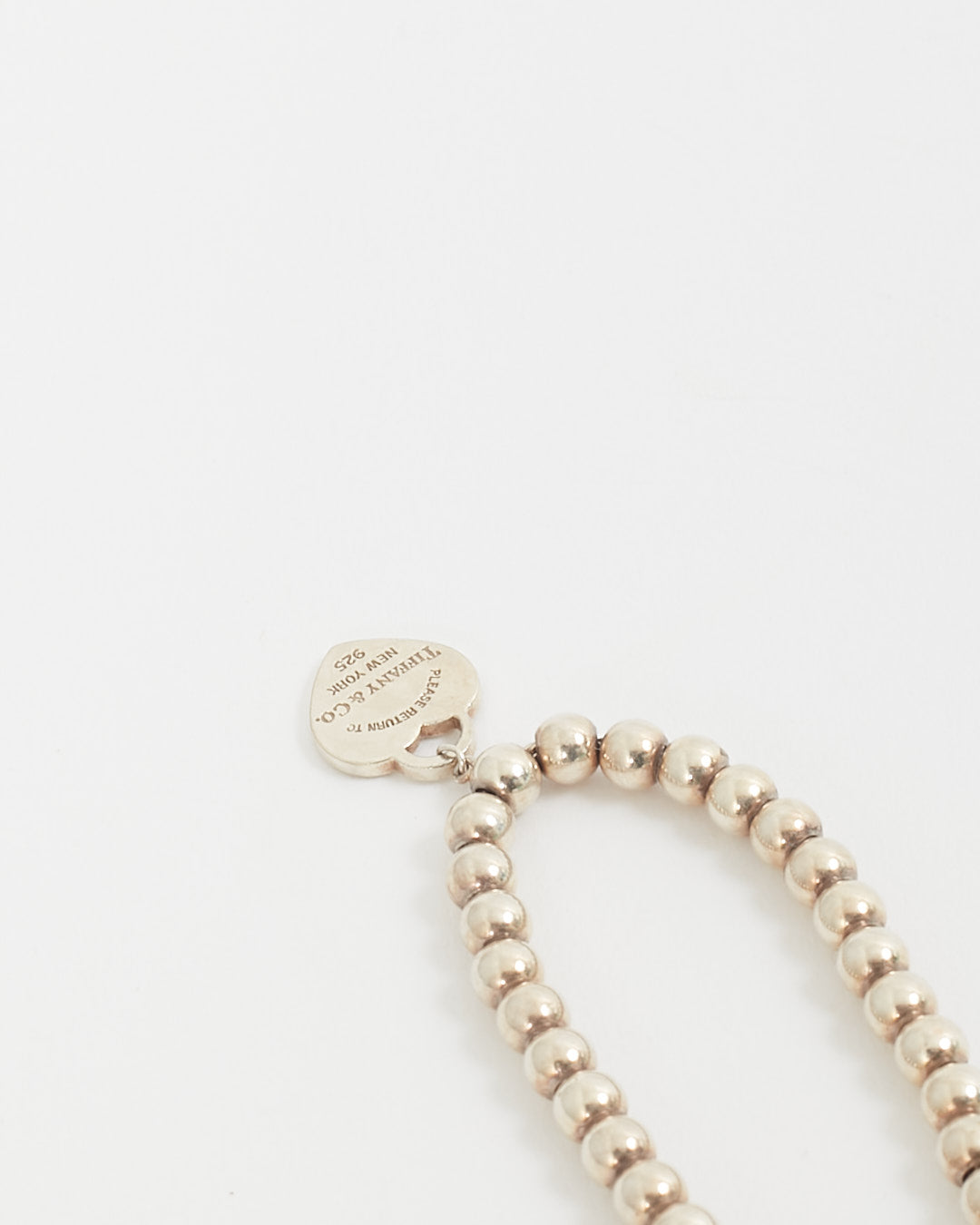 Tiffany &amp; Co. Bracelet de perles en forme de cœur en argent