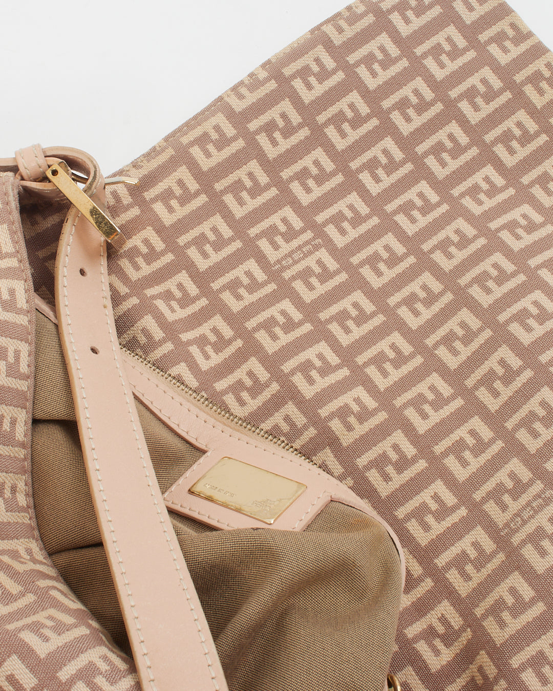 Fendi Sac baguette Mama Forever en toile imprimée courgettes violet/crème