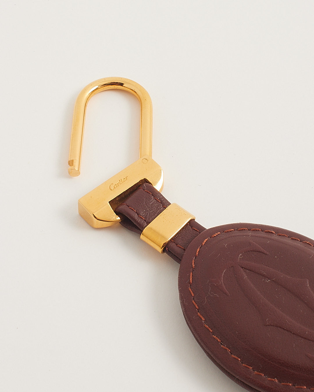 Porte-clés logo en cuir bordeaux Cartier