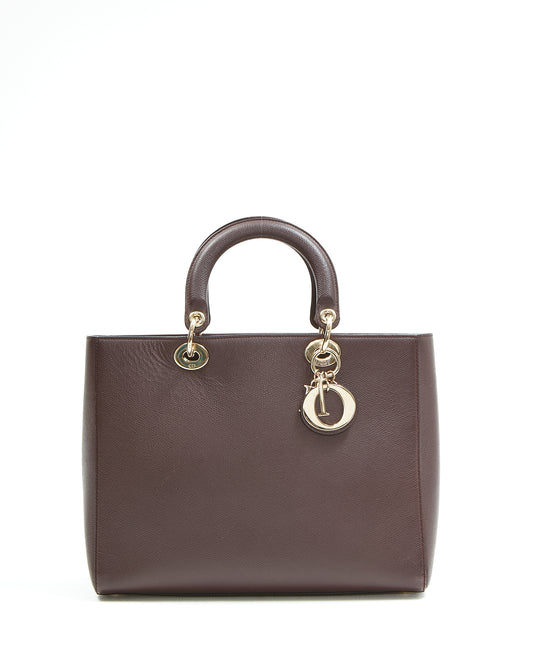 Grand sac Lady Dior en cuir bordeaux Dior