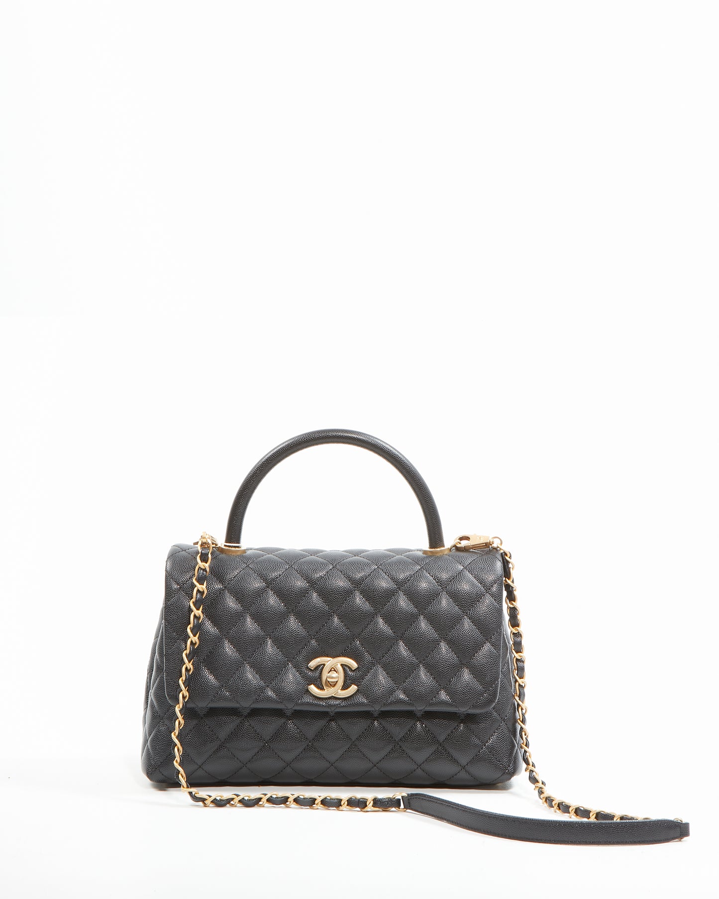 Sac à rabat avec poignée en coco matelassé moyen Chanel Black Caviar
