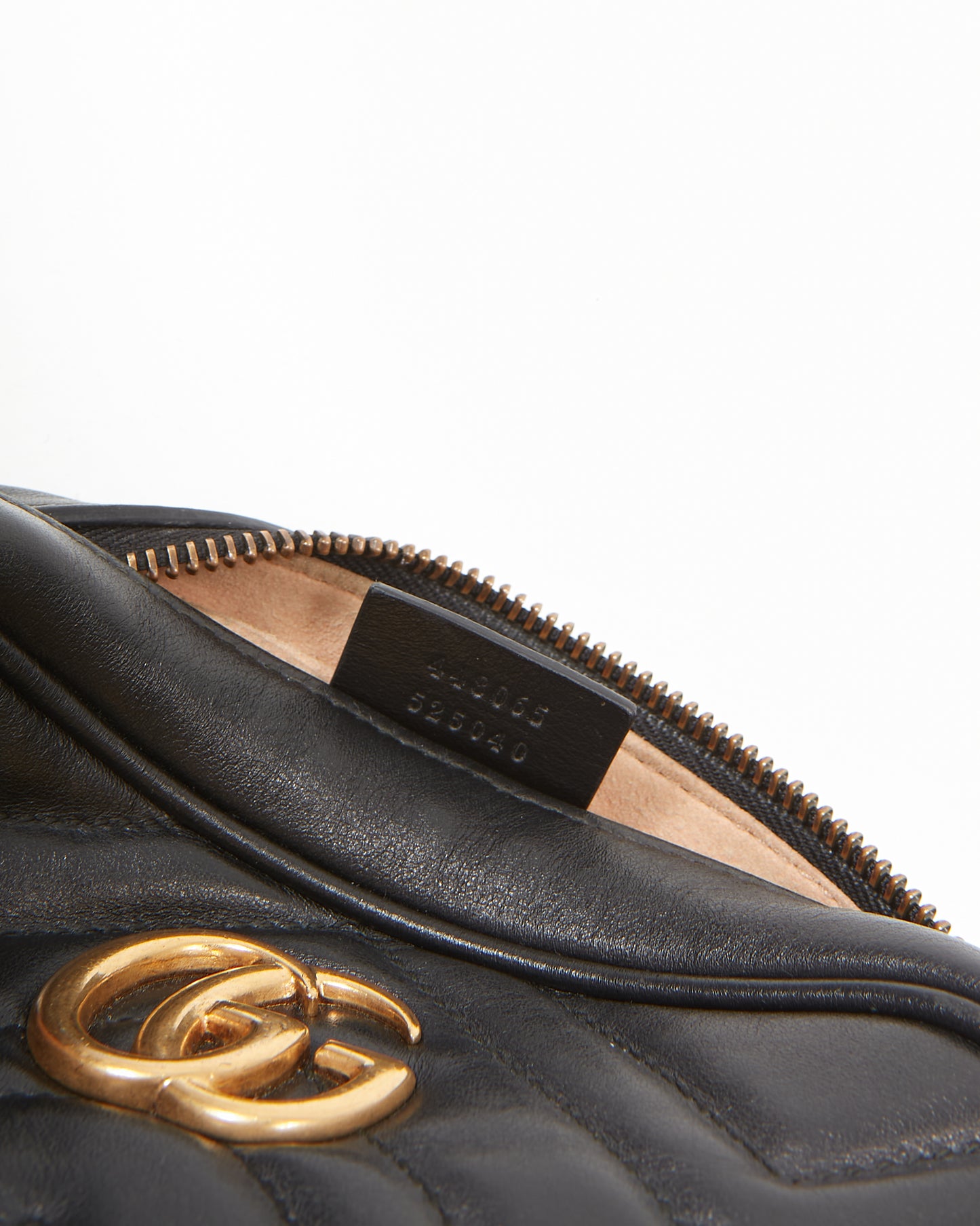 Mini sac pour appareil photo avec chaîne Marmont Matelasse en cuir noir Gucci