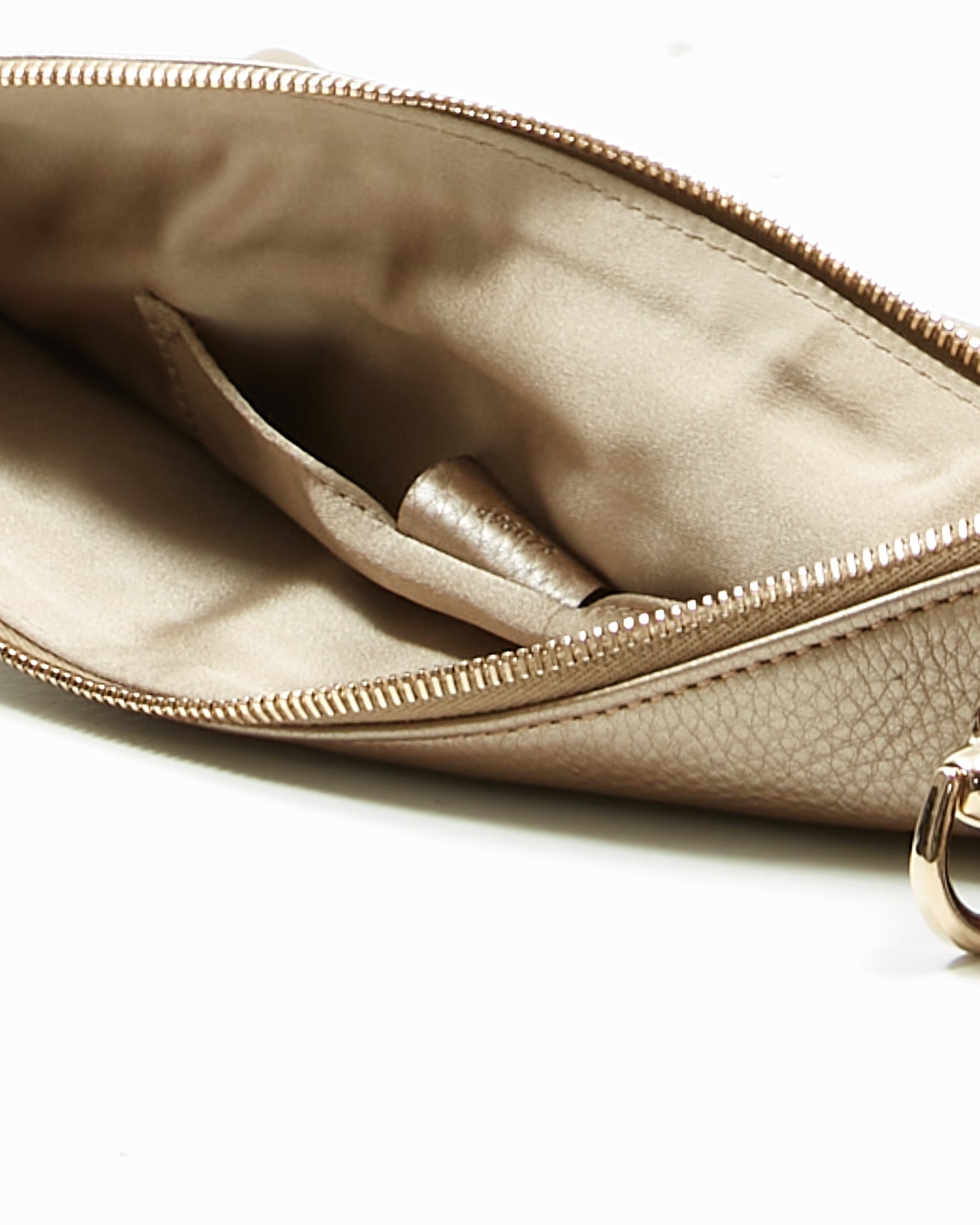 Gucci Gold Metallic Pebbled Leather Sienna Tassel Clutch Pouch