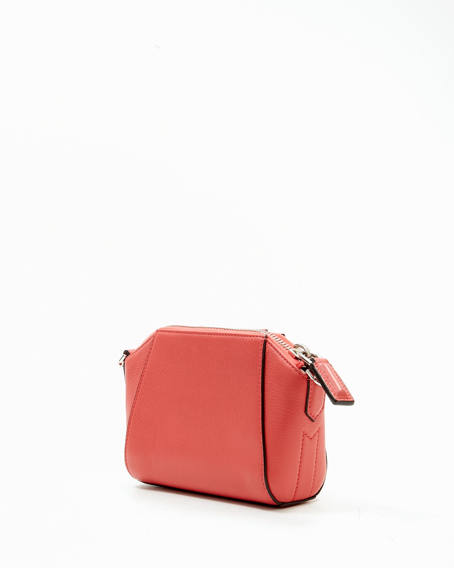 Sac bandoulière Nano Antigona en cuir corail Givenchy
