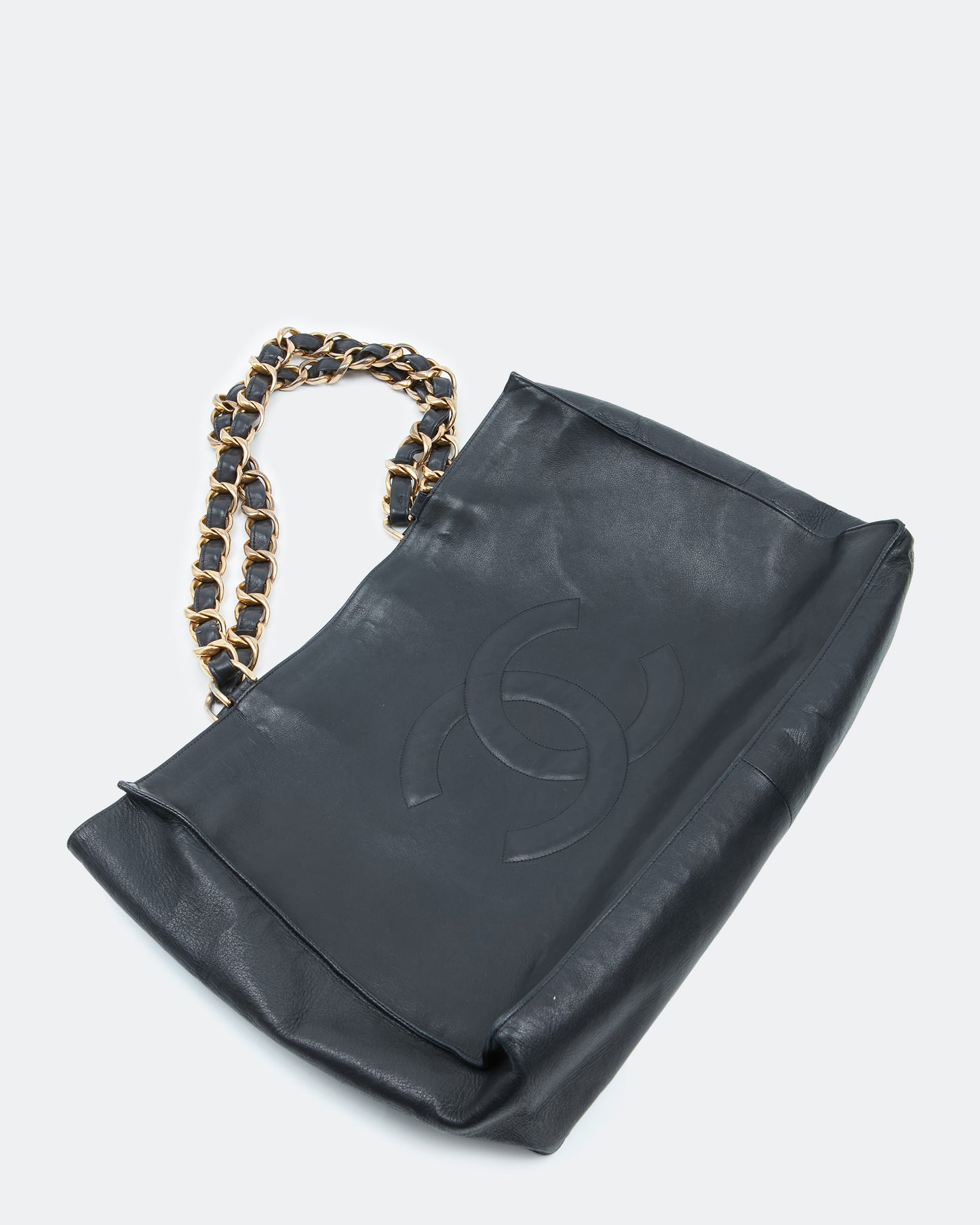 Sac cabas CC entrelacé vintage en cuir d'agneau noir Chanel avec chaîne en or 24 carats