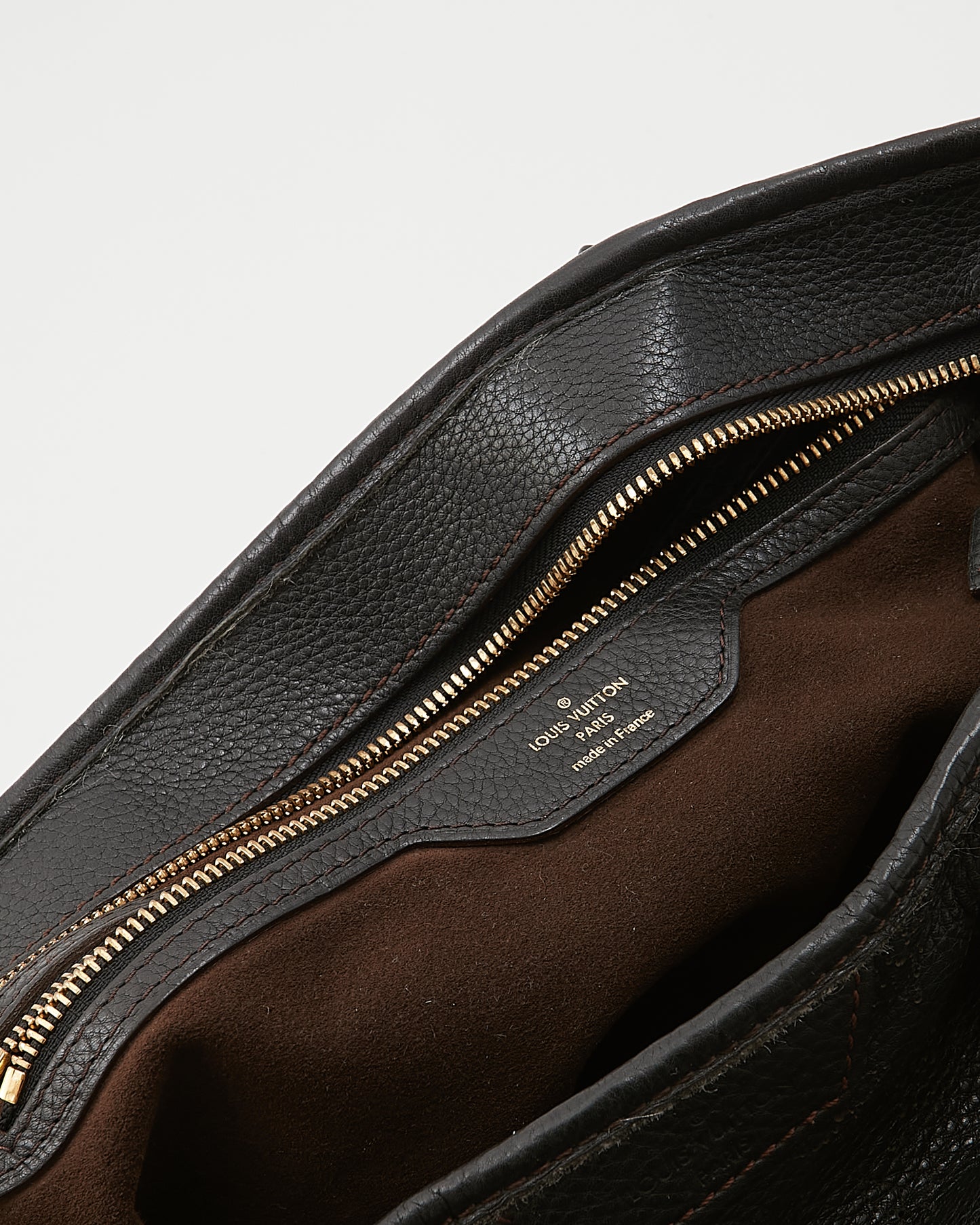 Louis Vuitton Sac Mahina Stellar PM en cuir monogramme perforé noir