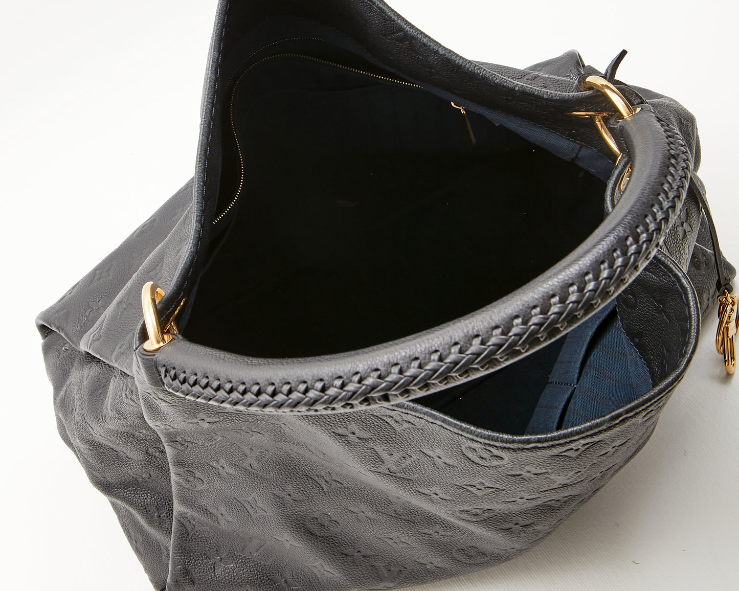 Louis Vuitton Bleu Infini Empreinte Monogram Leather Artsy MM Sac à bandoulière