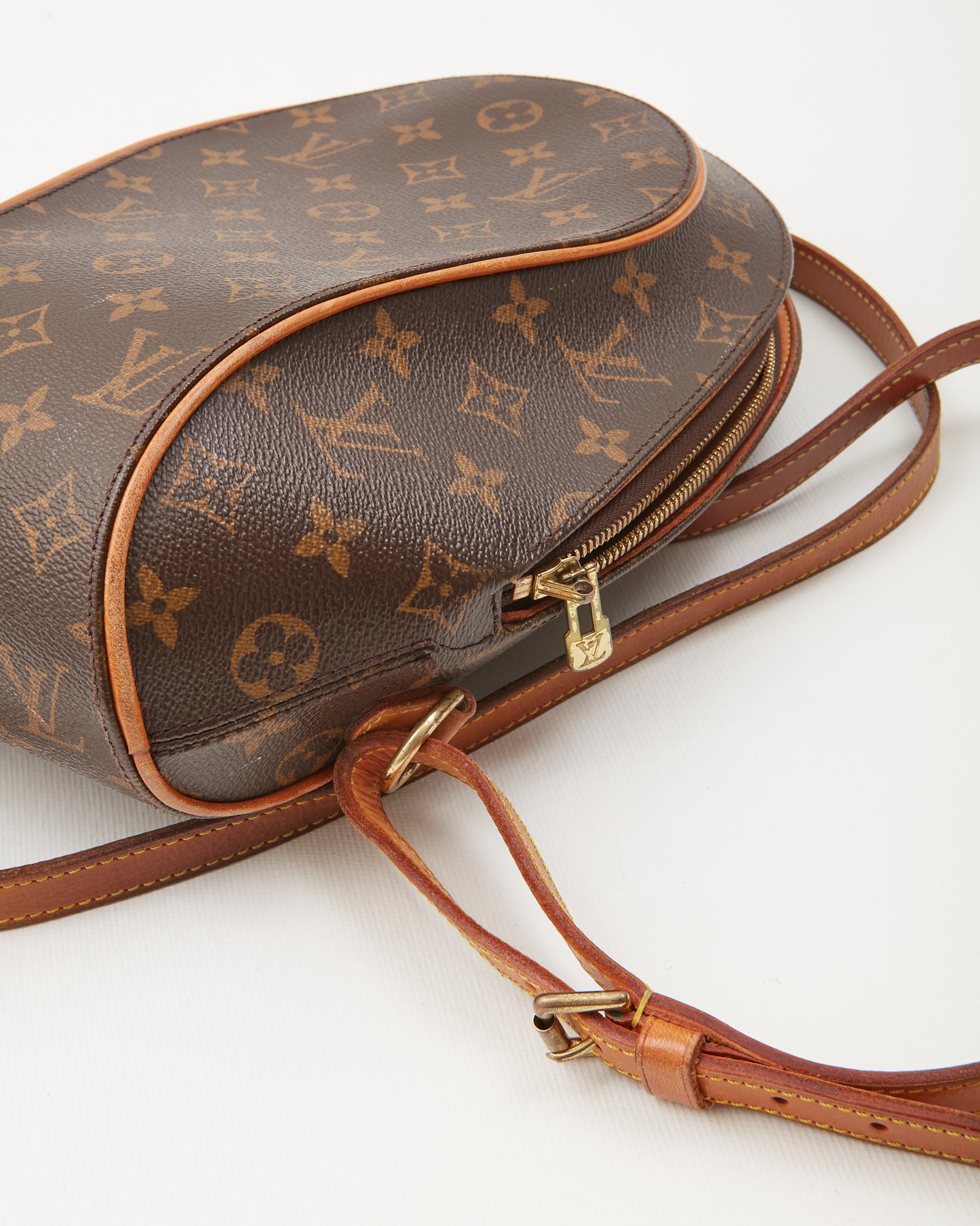 Louis Vuitton Monogram Canvas Ellipse Sac a Dos Sac à dos